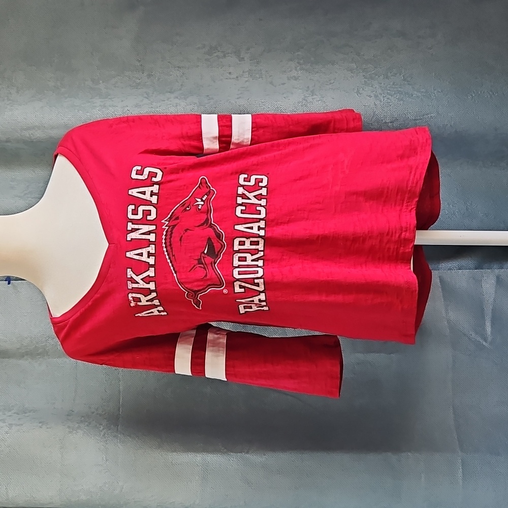 Arkansas Razorbacks Red Long Sleeve Shirt - Size Small - EUC